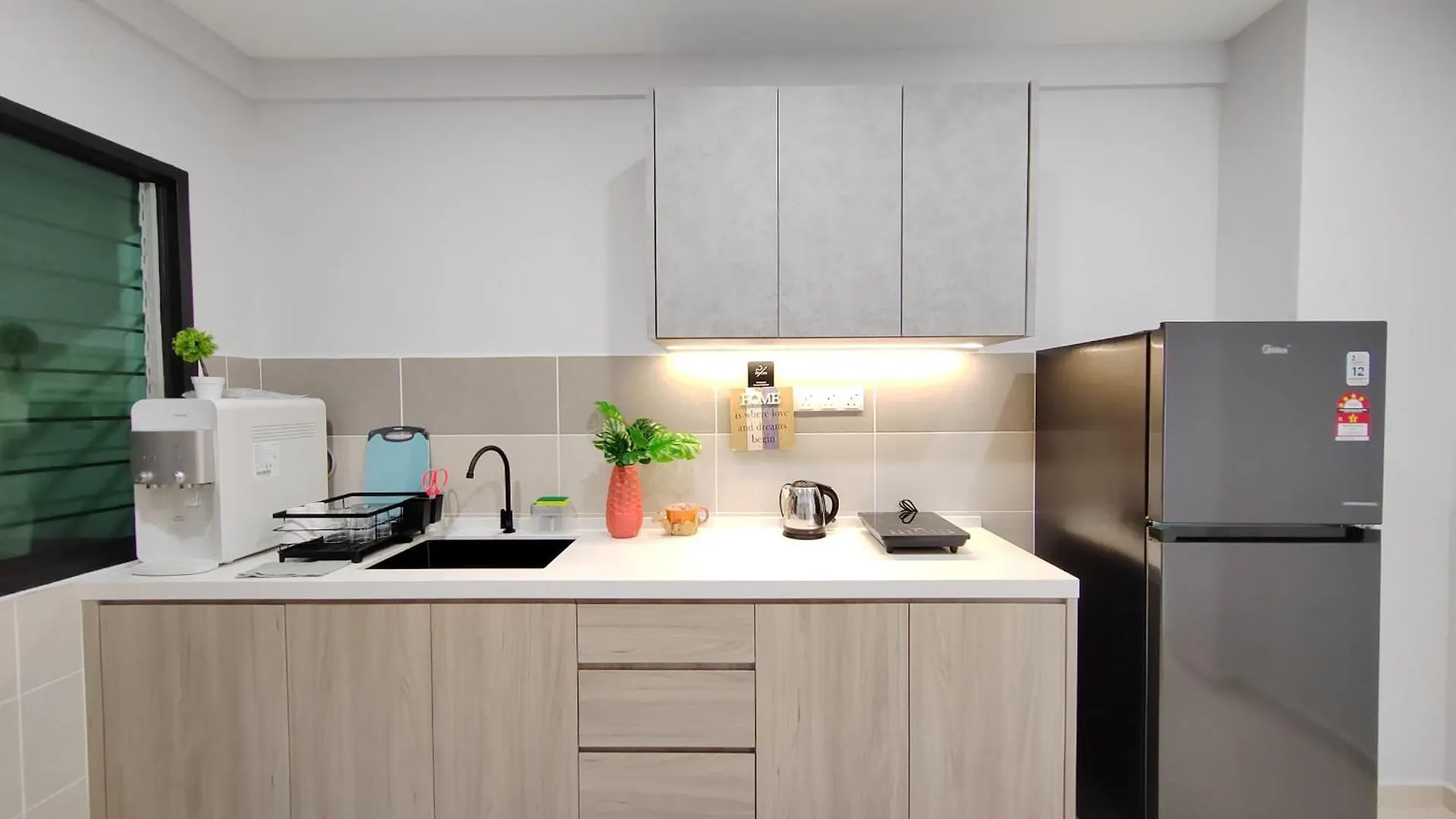 Ipoh Meru 3 Bedroom Suites By Iwh Suites