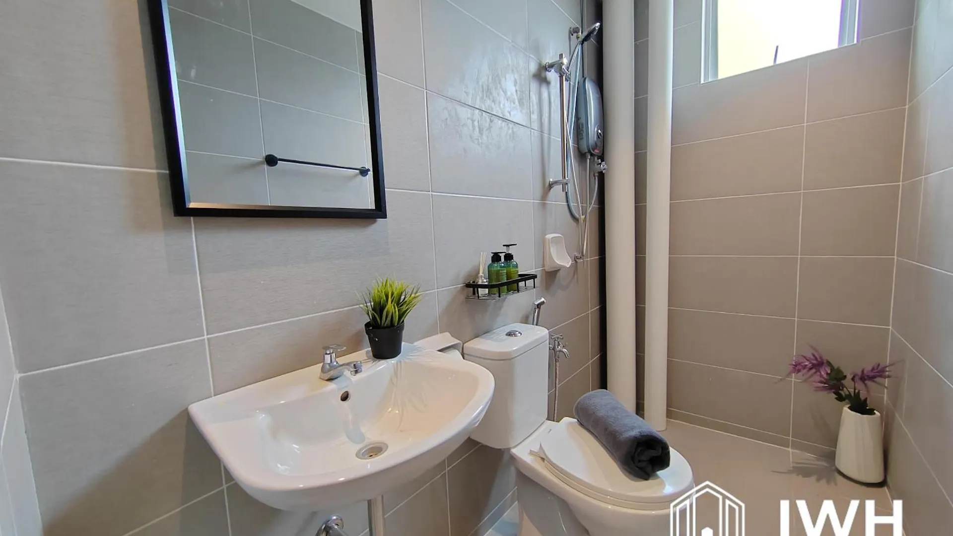 Ipoh Meru 3 Bedroom Suites By Iwh Suites